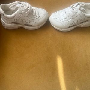 Toddler Rhyton Gucci logo leather sneaker